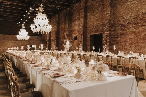 The bridal table decor: elegance at the table